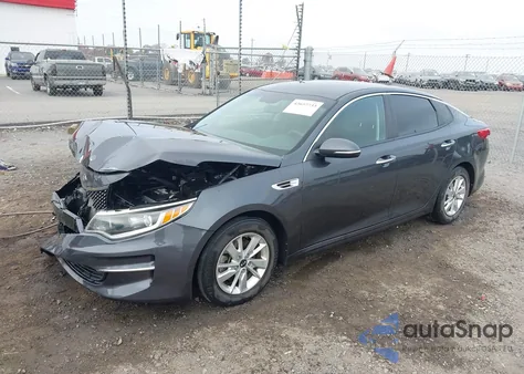 2018 Kia Optima Lx z USA, uszkodzony, nr VIN KNAGT4L38J5219406
